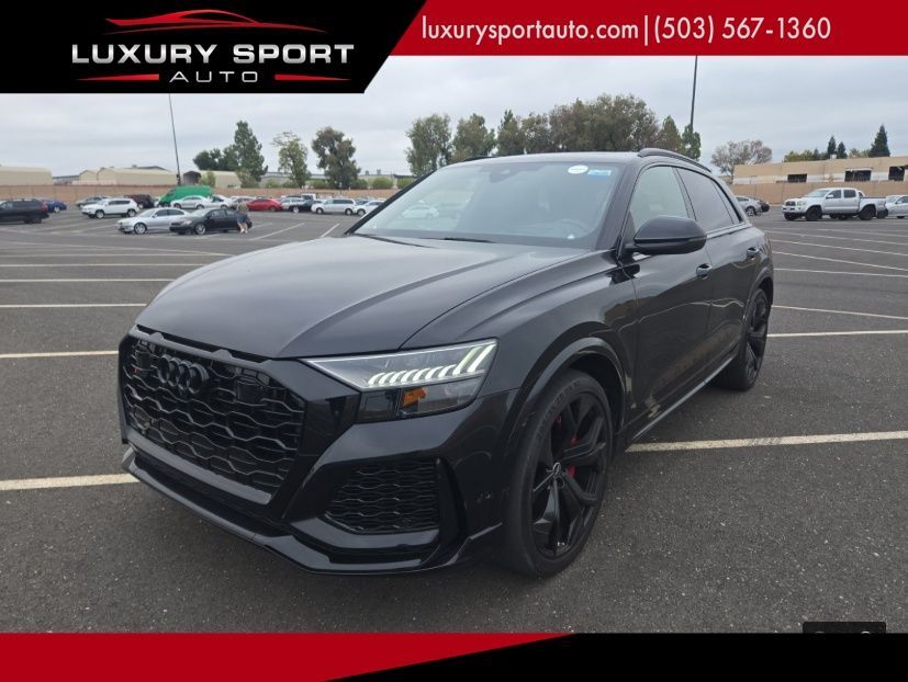 2021 AUDI RS Q8