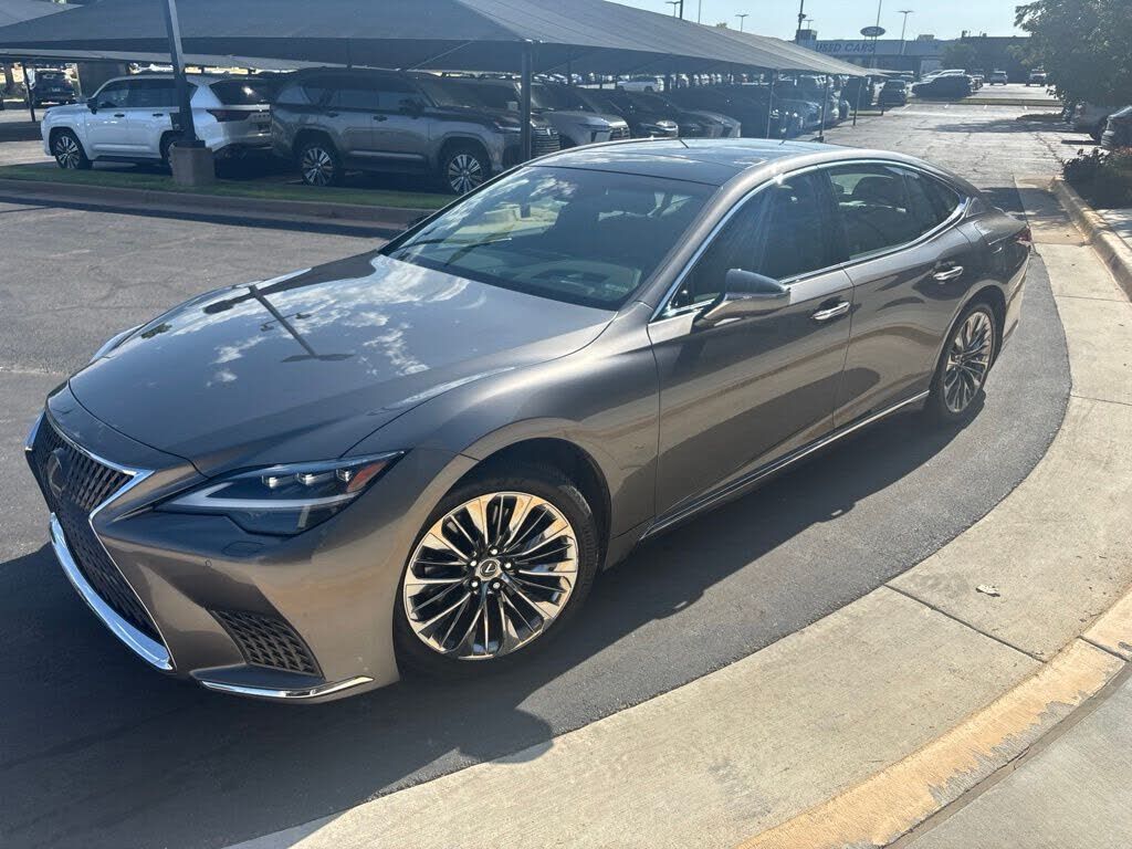 2023 LEXUS LS