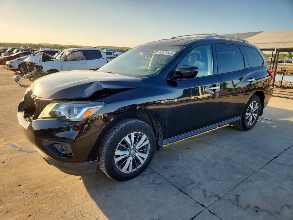 2017 NISSAN Pathfinder