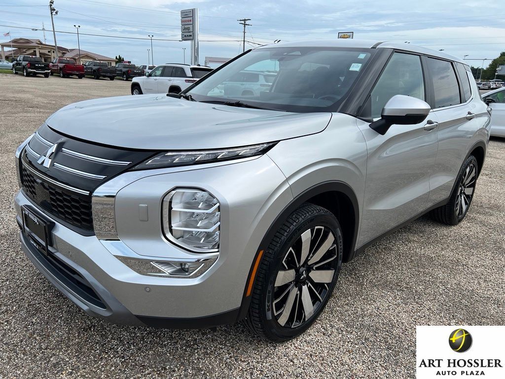 2025 MITSUBISHI Outlander