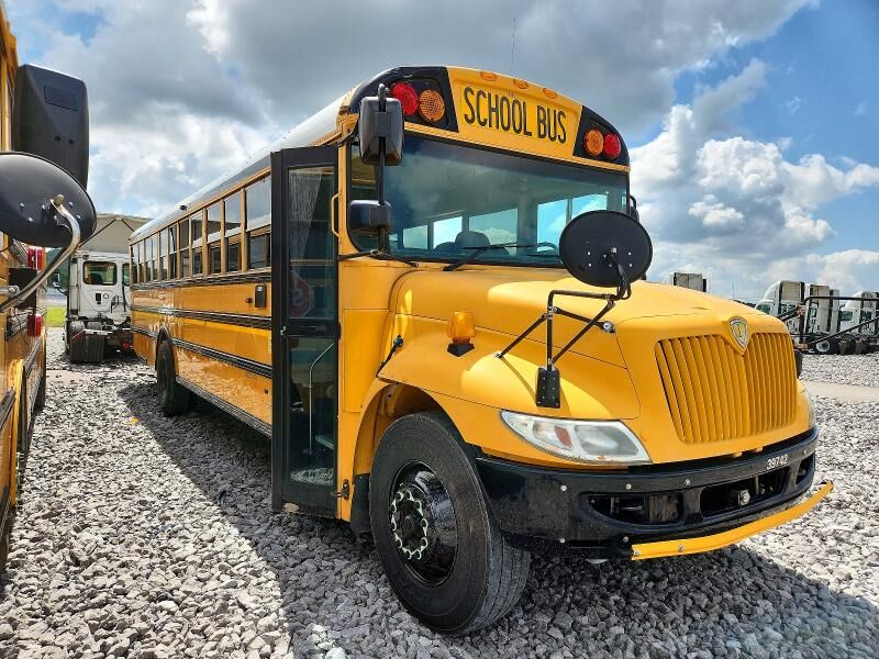 2014 IC BUS PB105