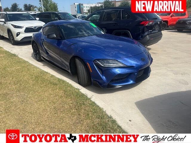 2025 TOYOTA Supra