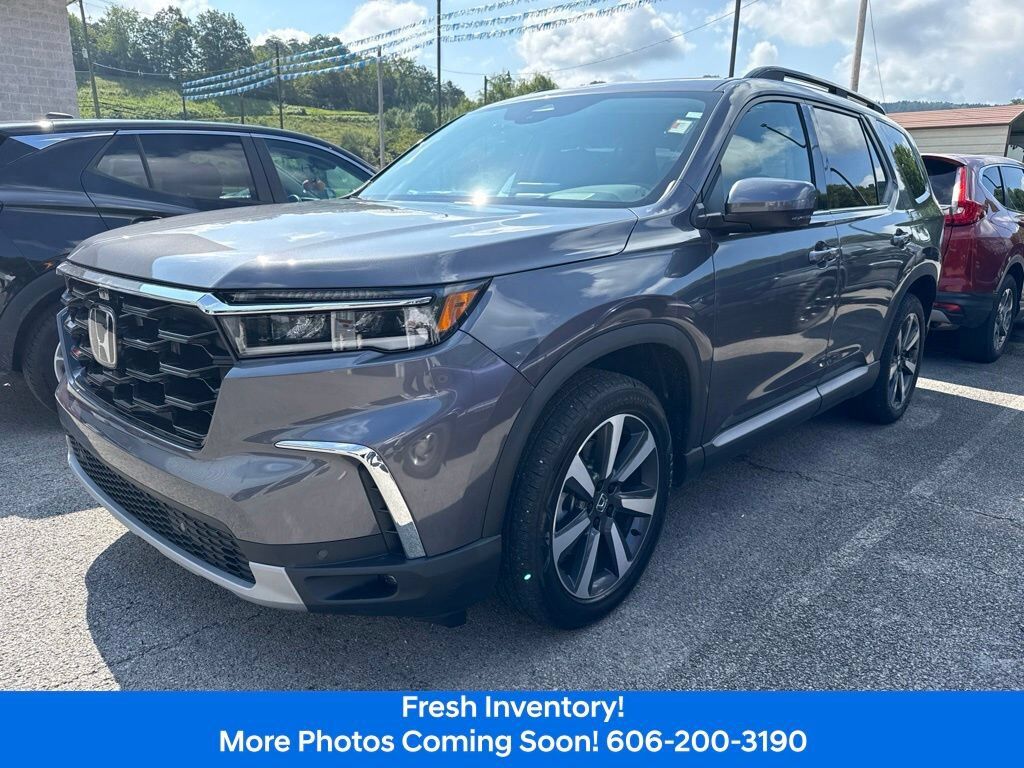 2025 HONDA Pilot