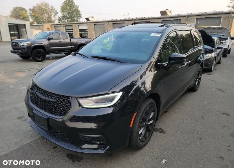 2021 CHRYSLER Pacifica