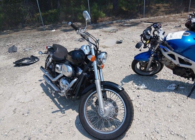 2005 HONDA VT750