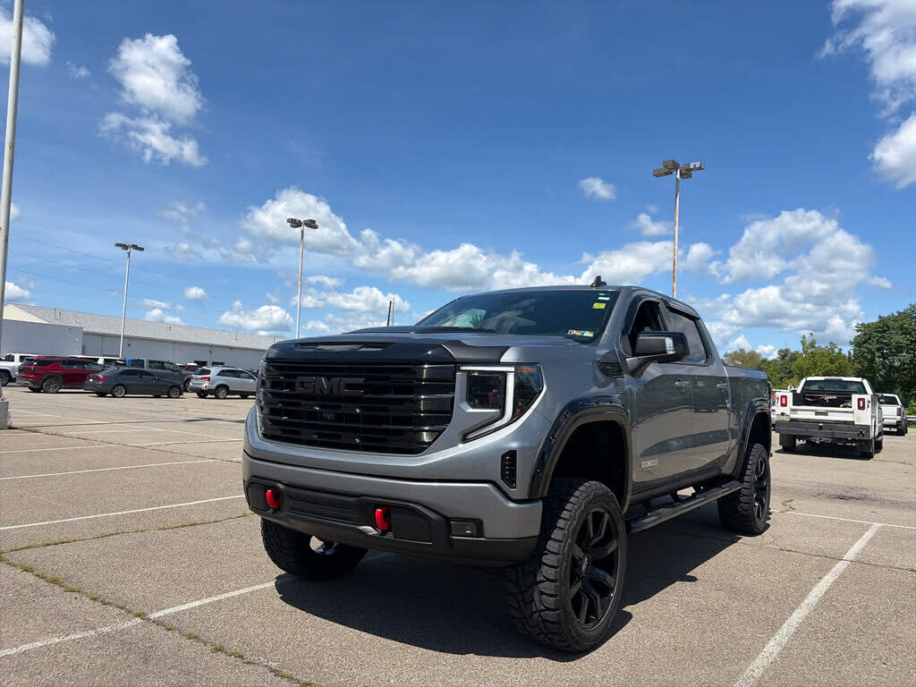 2023 GMC Sierra