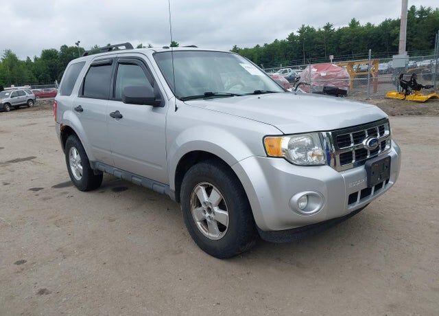 2010 FORD Escape