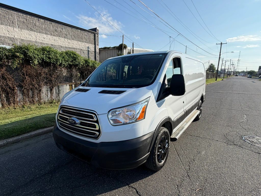 2017 FORD Transit