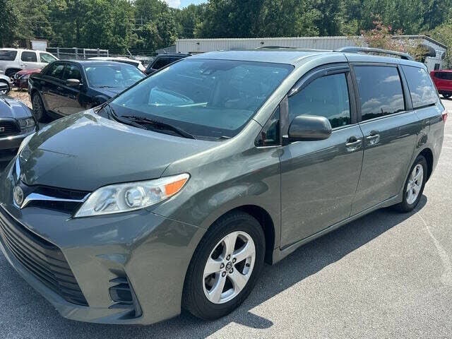 2020 TOYOTA Sienna