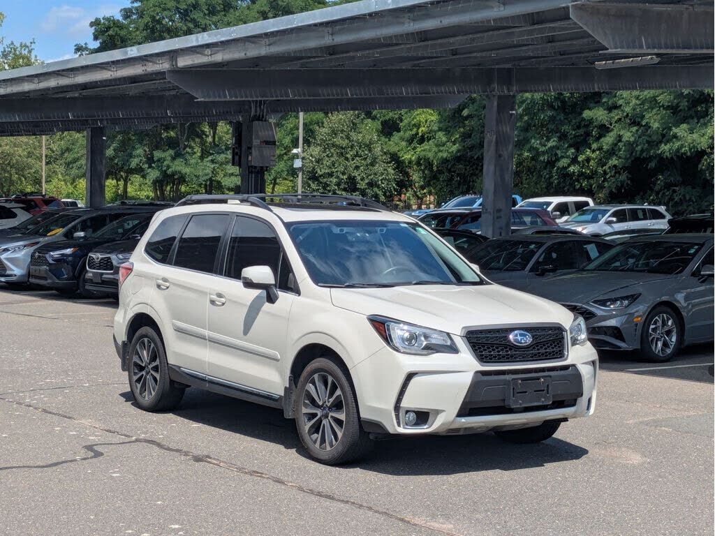 2017 SUBARU Forester