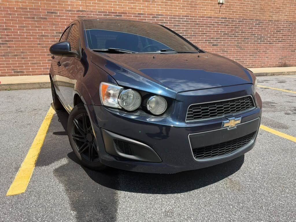 2015 CHEVROLET Sonic