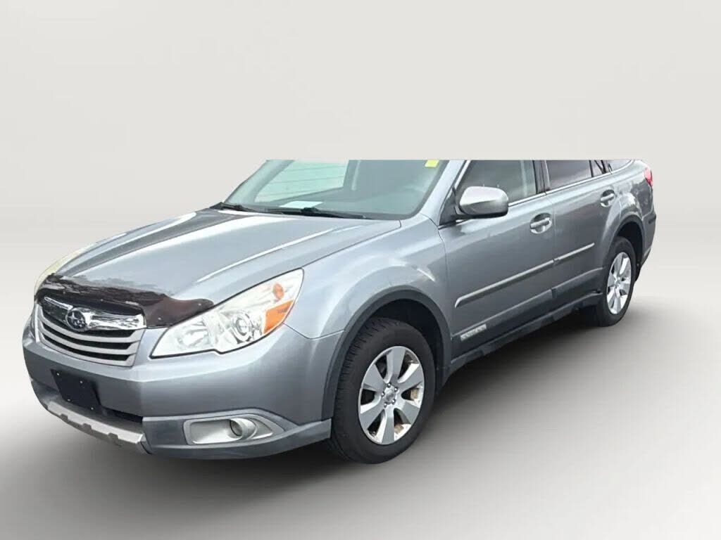 2011 SUBARU Outback