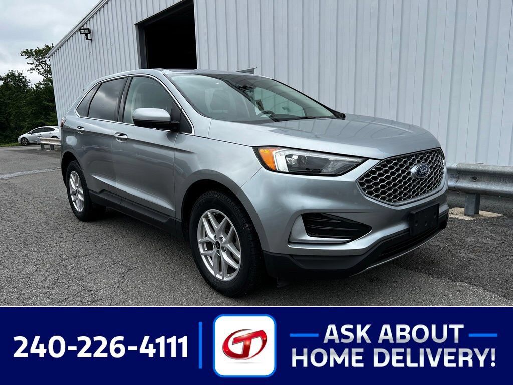 2023 FORD Edge