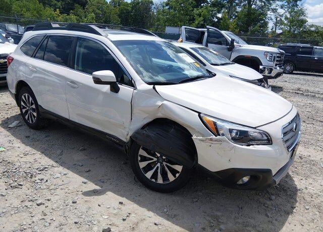 2017 SUBARU Outback