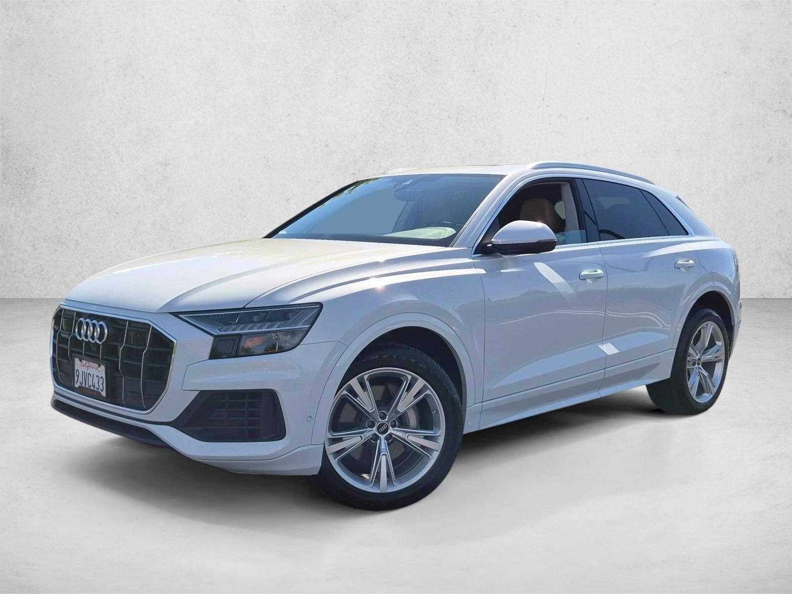 2023 AUDI Q8
