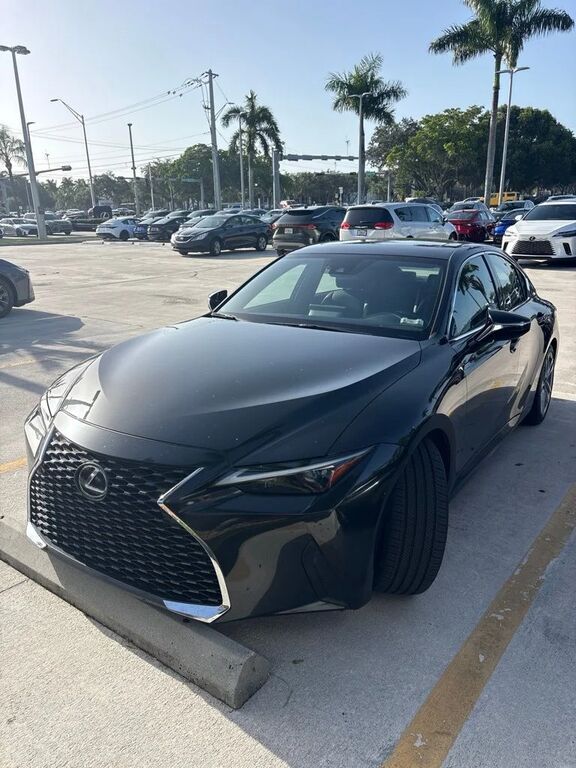 2024 LEXUS IS