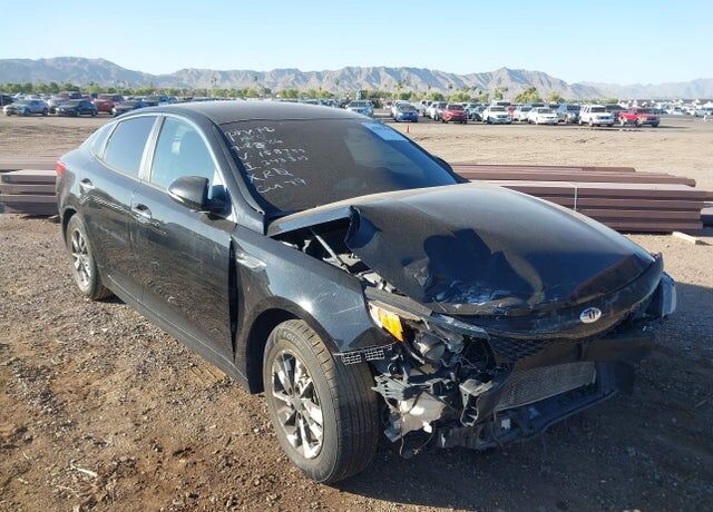 2017 KIA Optima