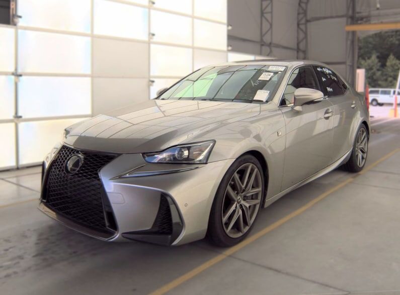 2019 LEXUS IS