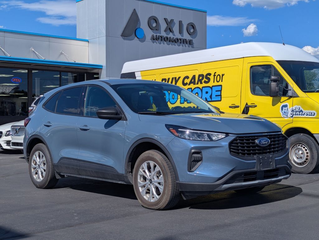 2025 FORD Escape
