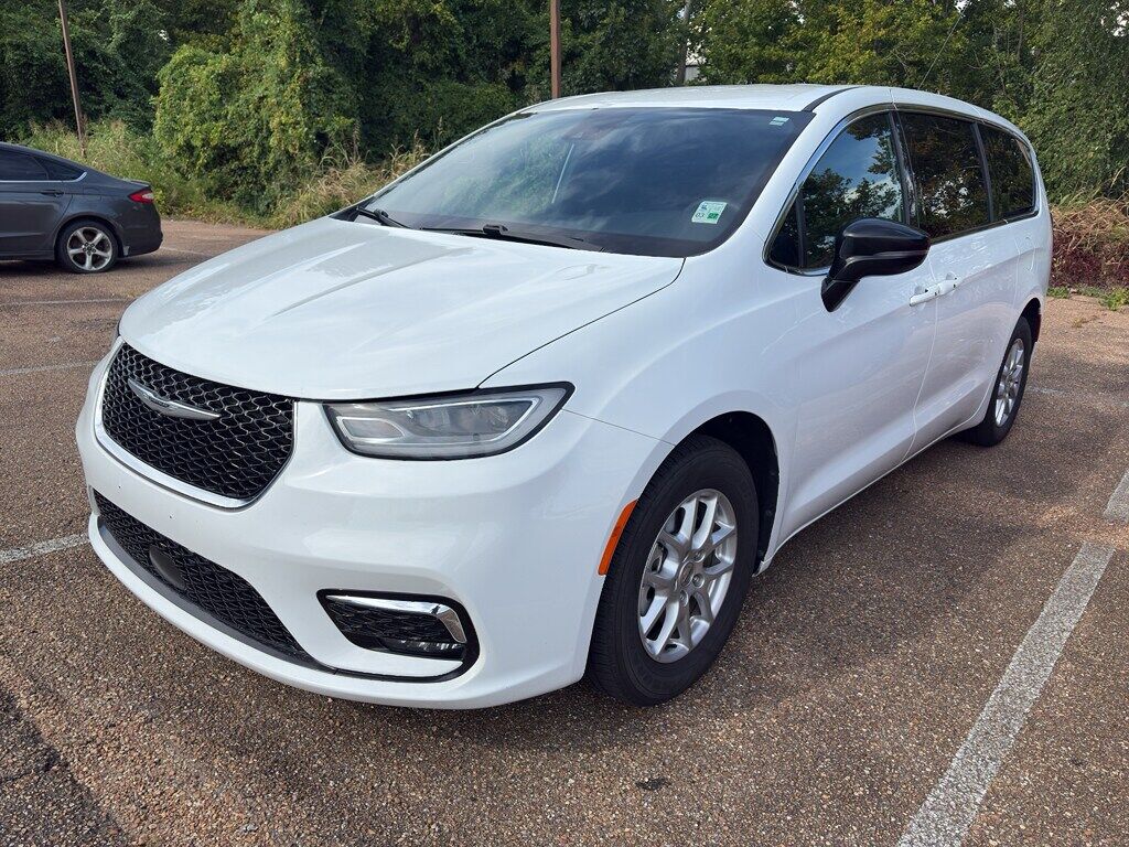 2024 CHRYSLER Pacifica