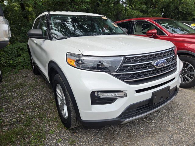 2024 FORD Explorer