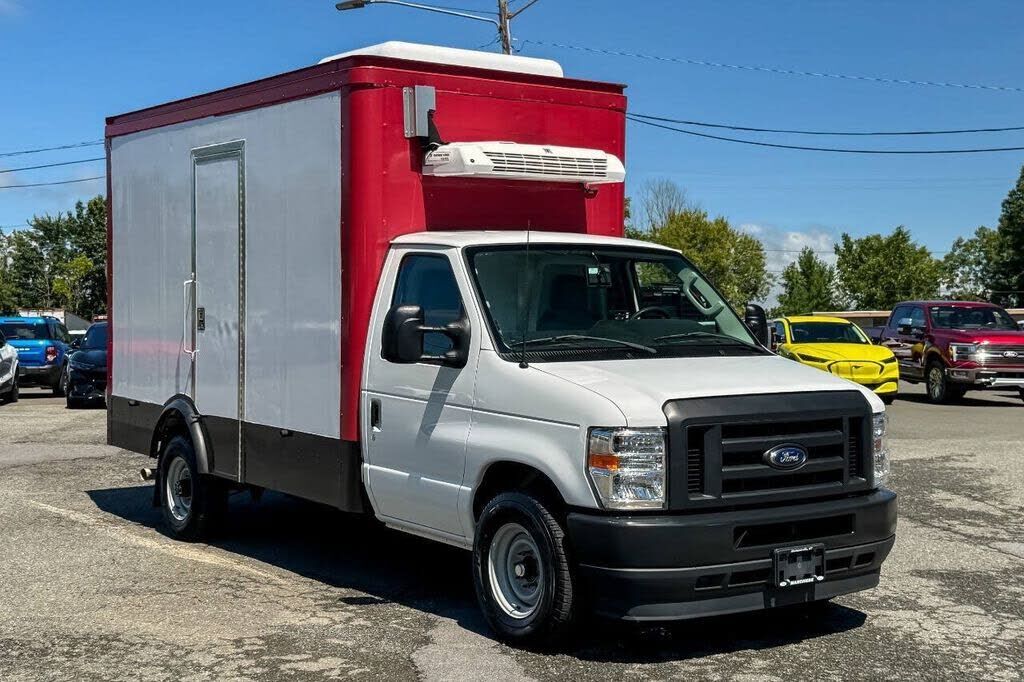 2024 FORD E-350