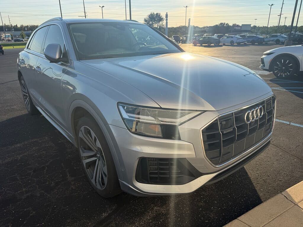 2019 AUDI Q8
