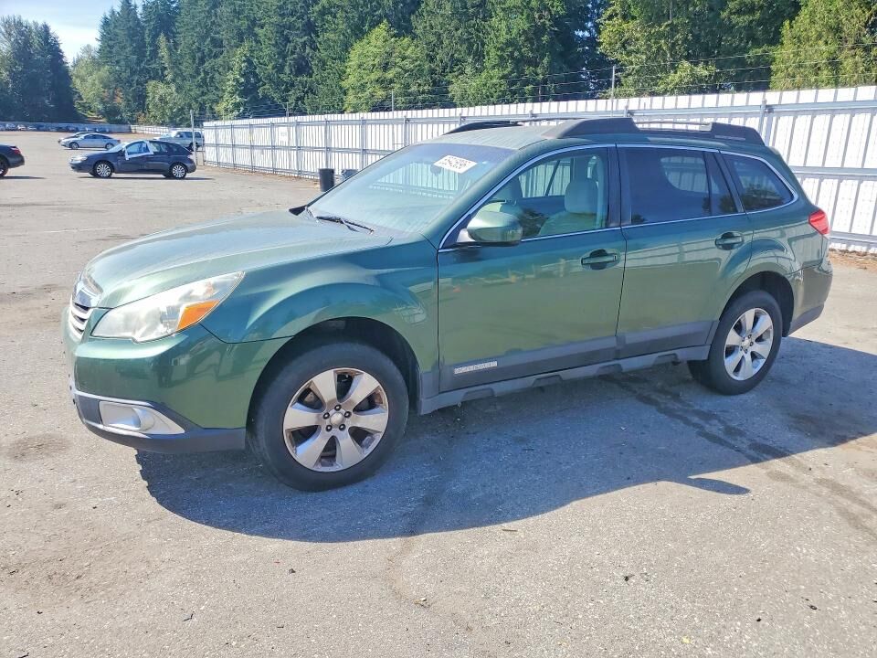 2010 SUBARU Outback
