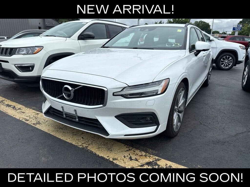 2020 VOLVO V60