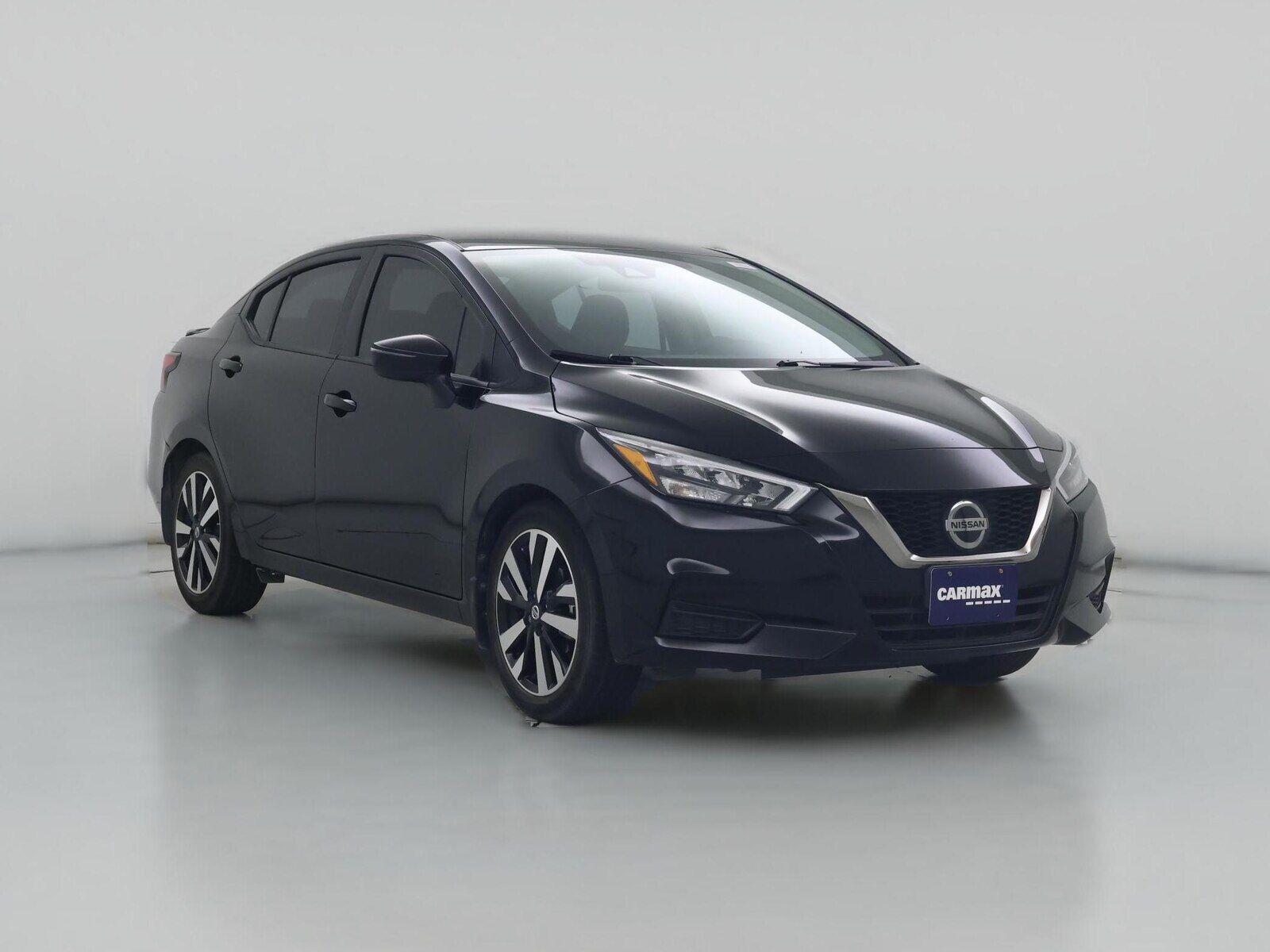 2022 NISSAN Versa