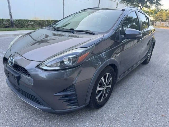 2018 TOYOTA Prius