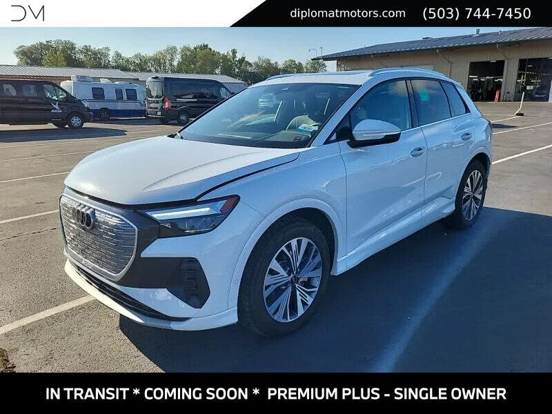 2023 AUDI Q4