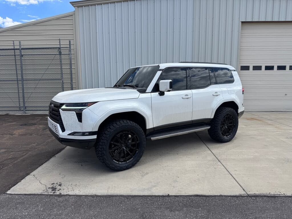 2025 LEXUS GX