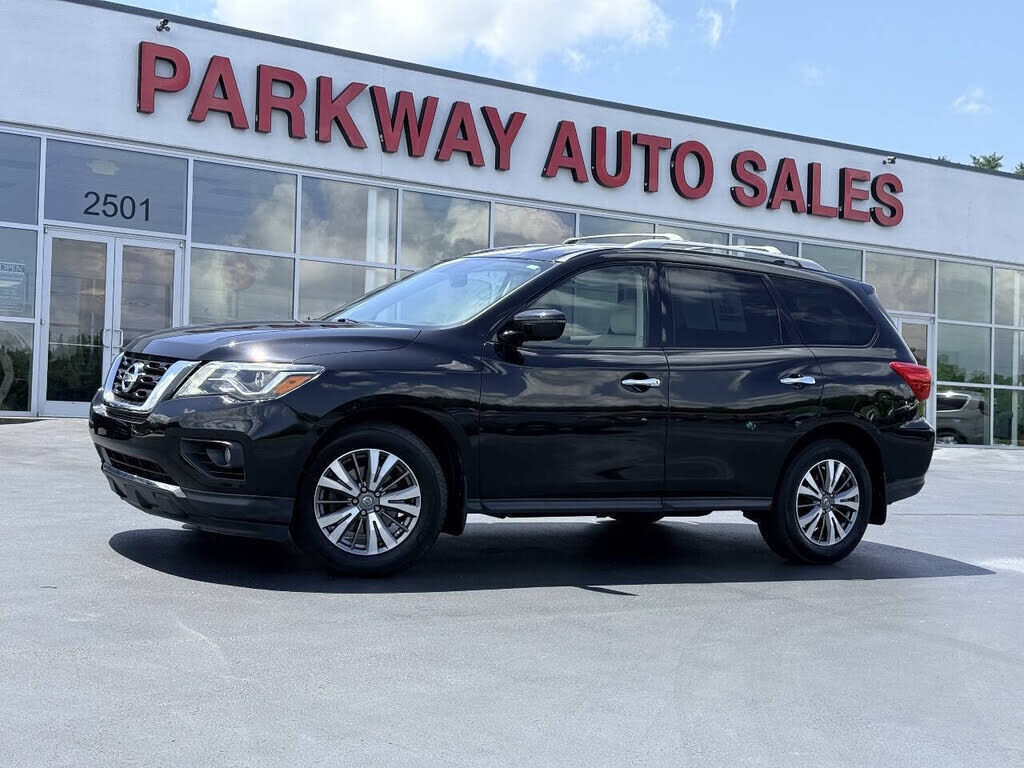 2020 NISSAN Pathfinder