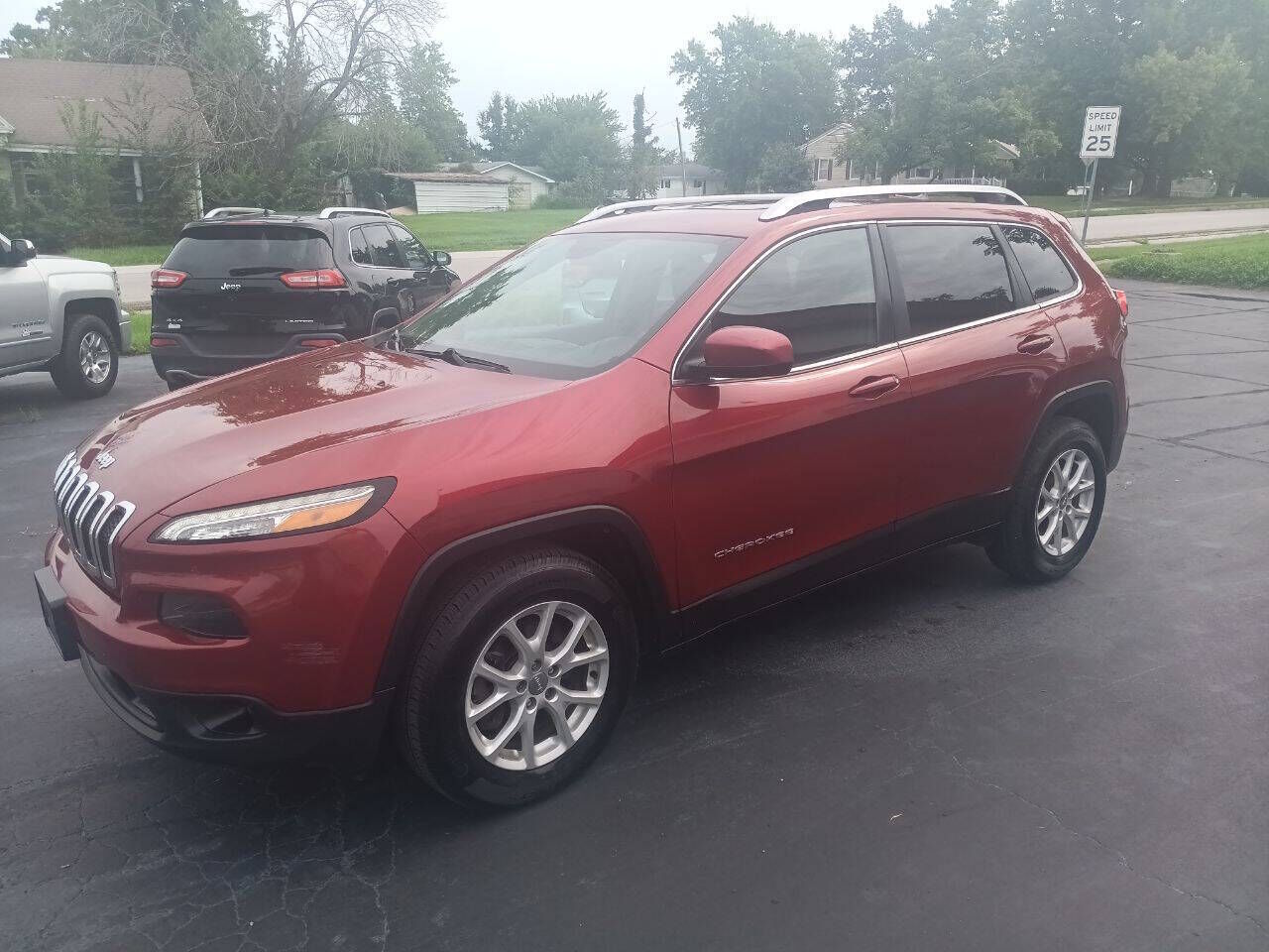 2017 JEEP Cherokee