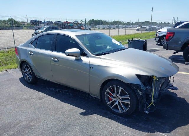 2018 LEXUS IS
