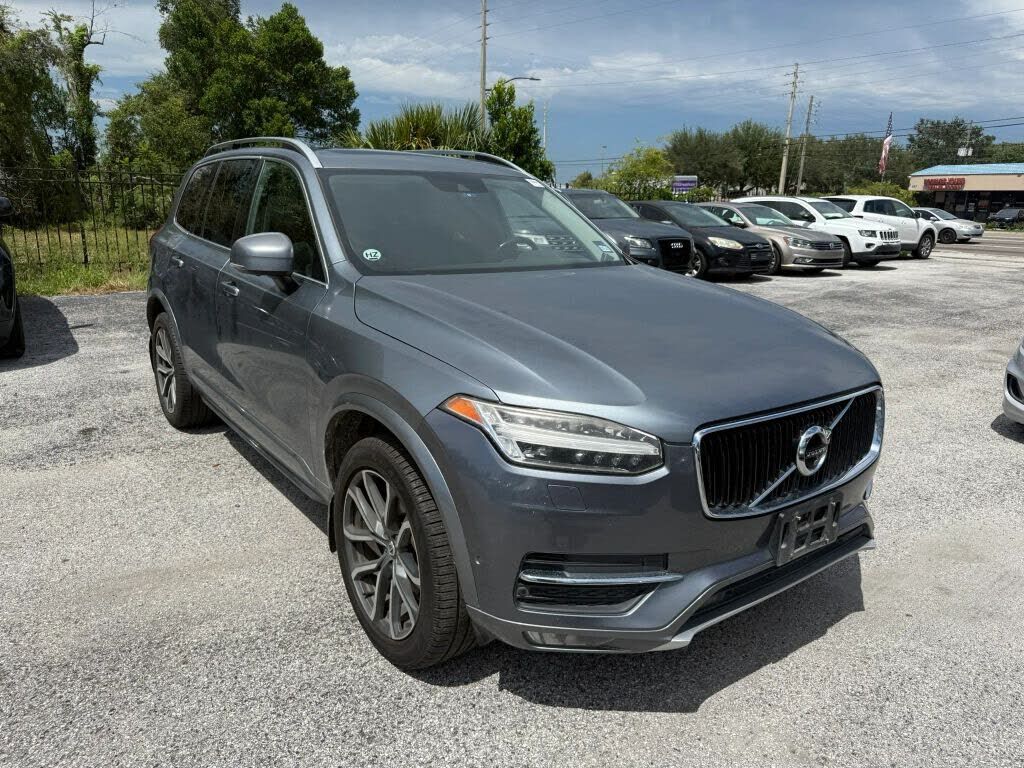 2018 VOLVO XC90