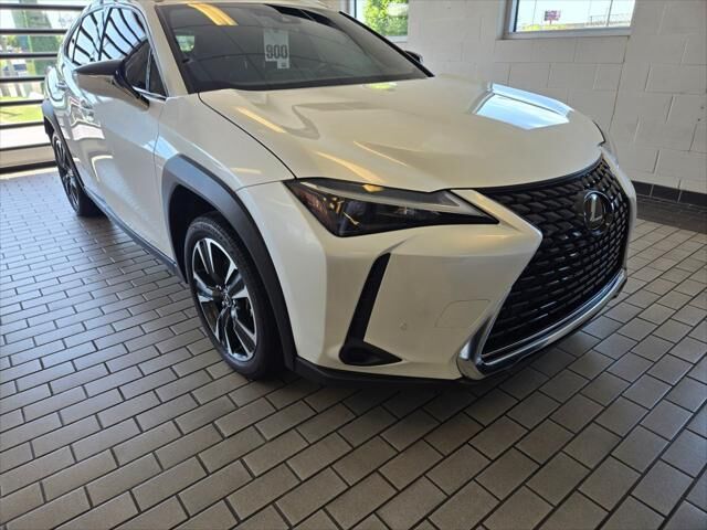 2024 LEXUS UX