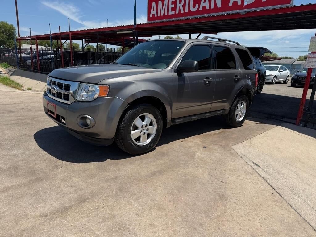 2011 FORD Escape