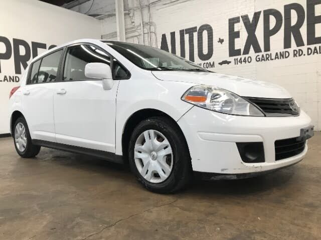 2012 NISSAN Versa