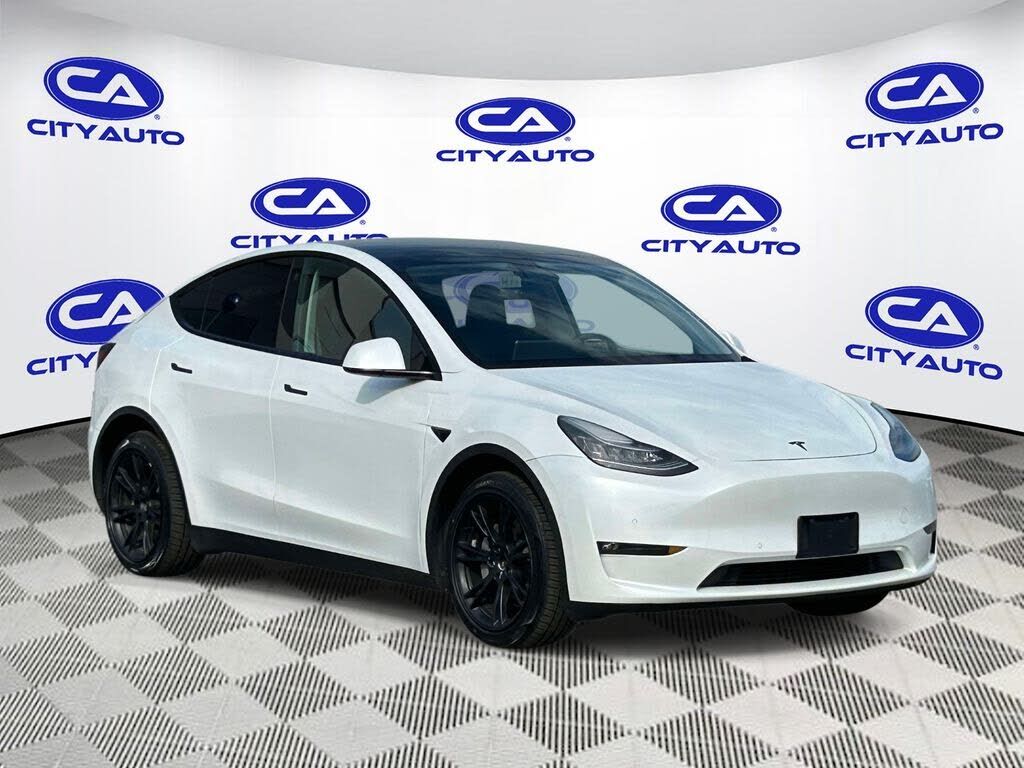 2021 TESLA Model Y
