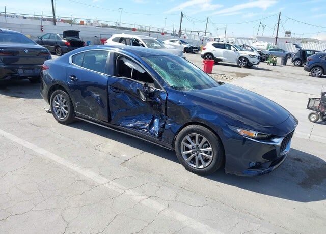 2025 MAZDA Mazda3
