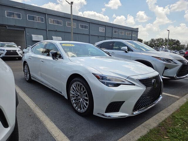 2024 LEXUS LS