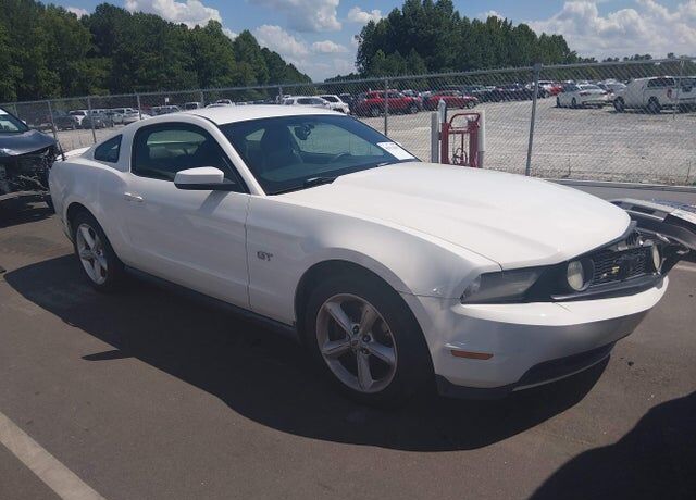 2010 FORD Mustang