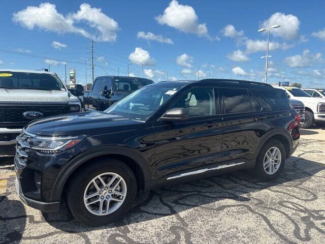2025 FORD Explorer