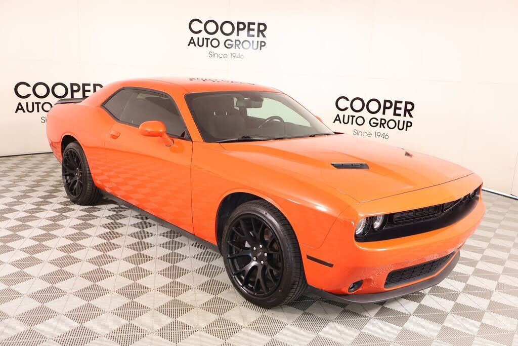 2020 DODGE Challenger