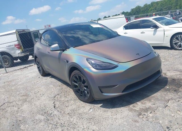 2022 TESLA Model Y