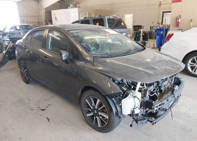 2021 NISSAN Versa