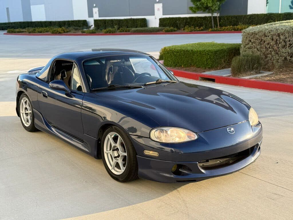 2002 MAZDA MX-5