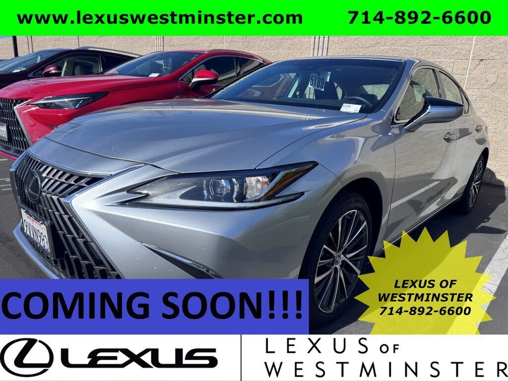 2025 LEXUS ES